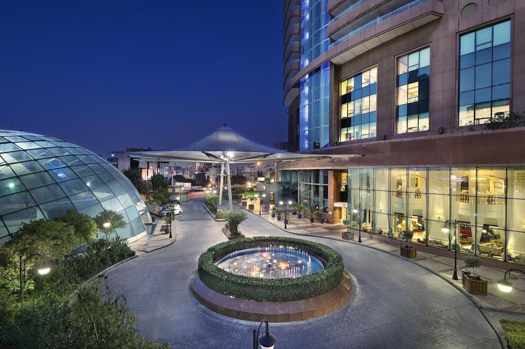 Hilton Beirut Habtoor Grand